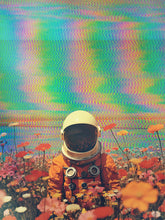 Load image into Gallery viewer, Glitch Astronaut